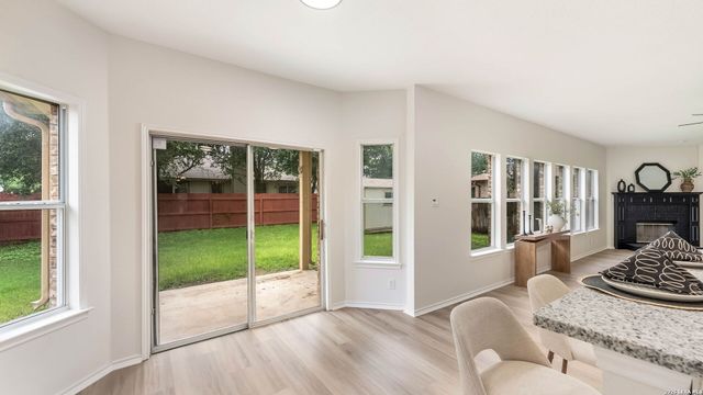 11935 Barkston, San Antonio, TX 78253