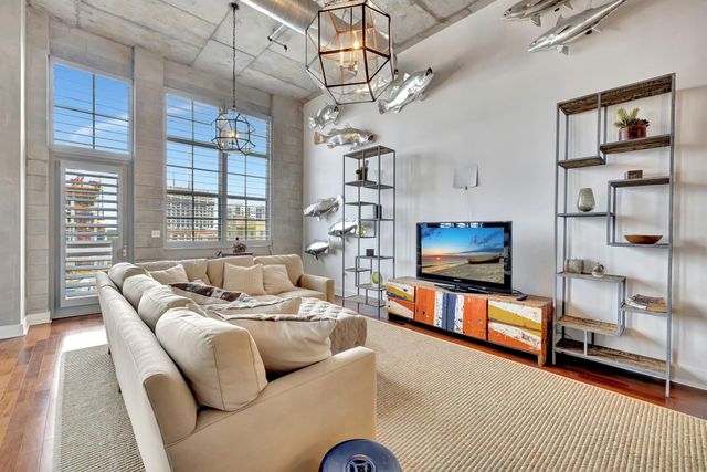 411 NW 1st Avenue 704, Fort Lauderdale, FL 33301