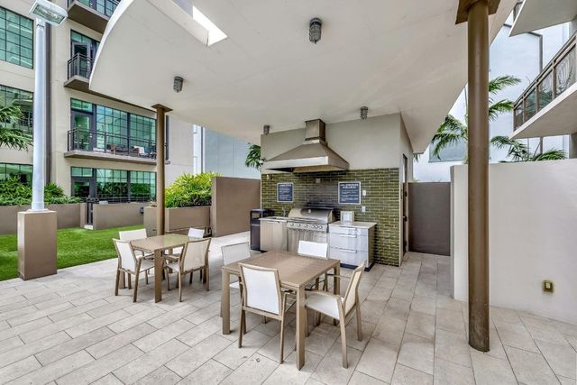 411 NW 1st Avenue 704, Fort Lauderdale, FL 33301