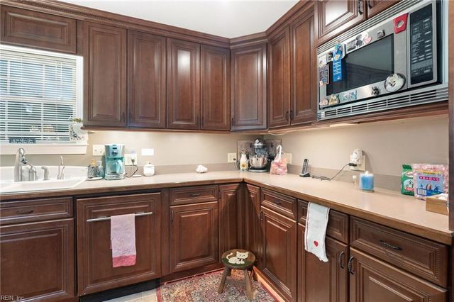 1609 Shenstone CT, Virginia Beach, VA 23455