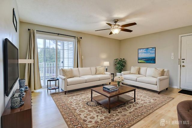 20 pembrook Avenue, North Brunswick, NJ 08902