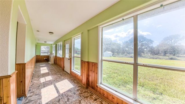 4491 County Road 382, Louise, TX 77455