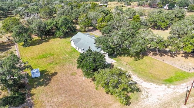 4491 County Road 382, Louise, TX 77455