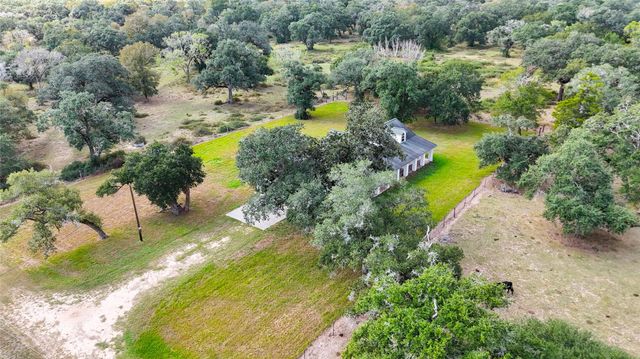 4491 County Road 382, Louise, TX 77455