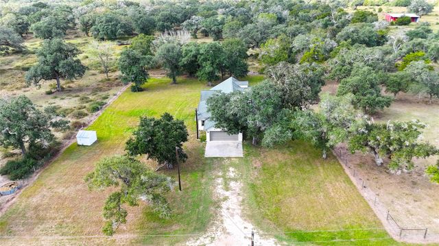 4491 County Road 382, Louise, TX 77455