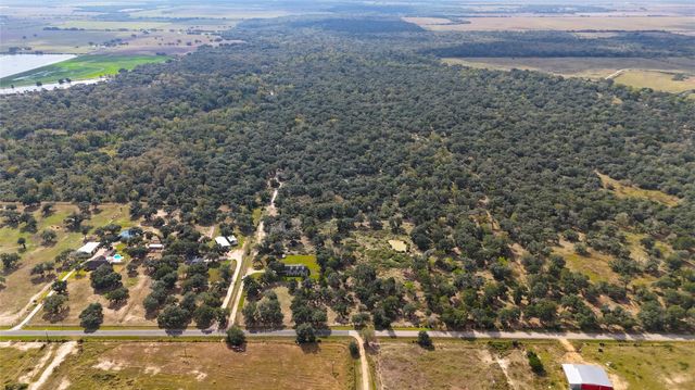 4491 County Road 382, Louise, TX 77455