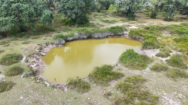 4491 County Road 382, Louise, TX 77455