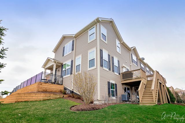 9870 Williams Drive, Huntley, IL 60142
