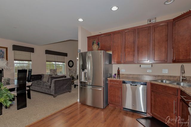 9870 Williams Drive, Huntley, IL 60142