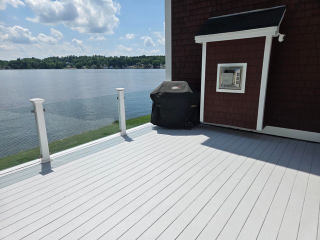 35 North Shore Road, Derry, NH 03038
