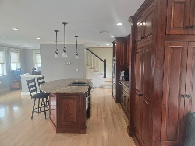 35 North Shore Road, Derry, NH 03038