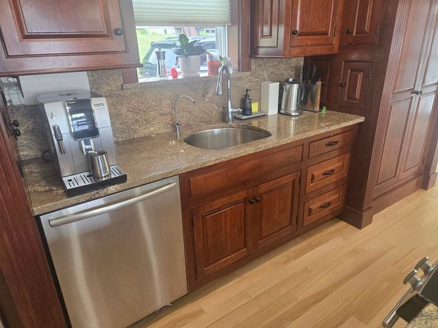 35 North Shore Road, Derry, NH 03038