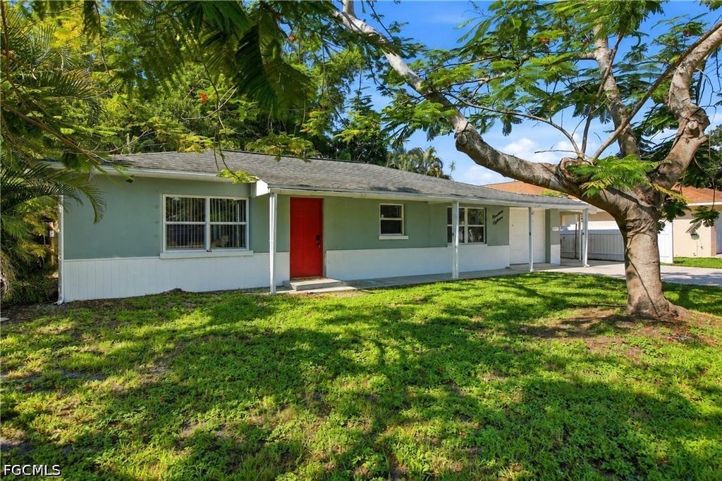 1918 Grace AVE, Fort Myers, FL 33901