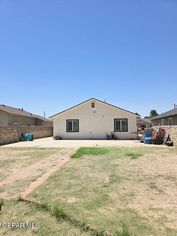 910 SGT JOSE GONZALES Road, El Paso, TX 79927