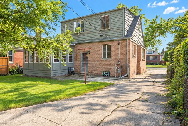 1807 N 78th Court, Elmwood Park, IL 60707