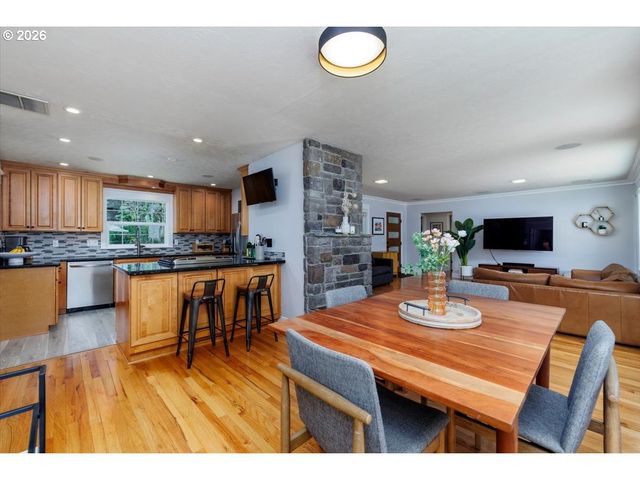 4150 Sw 94TH Ave, Portland, OR 97225