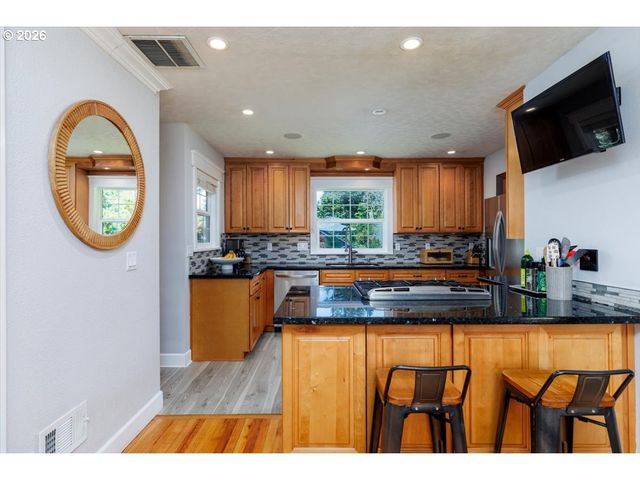 4150 Sw 94TH Ave, Portland, OR 97225