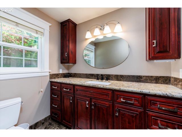 4150 Sw 94TH Ave, Portland, OR 97225
