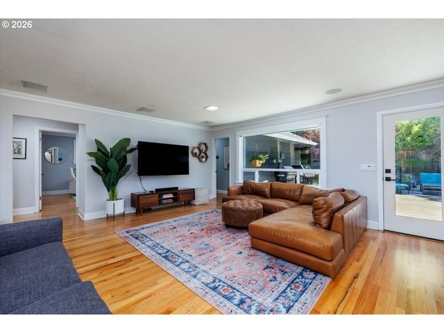 4150 Sw 94TH Ave, Portland, OR 97225