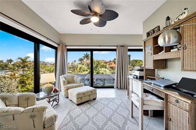 1126 Harbour Cottage CT, Sanibel, FL 33957