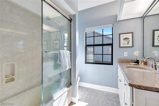 1126 Harbour Cottage CT, Sanibel, FL 33957