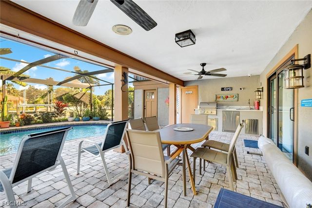 1126 Harbour Cottage CT, Sanibel, FL 33957