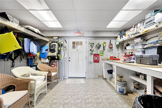 1126 Harbour Cottage CT, Sanibel, FL 33957