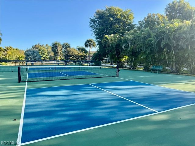 1126 Harbour Cottage CT, Sanibel, FL 33957