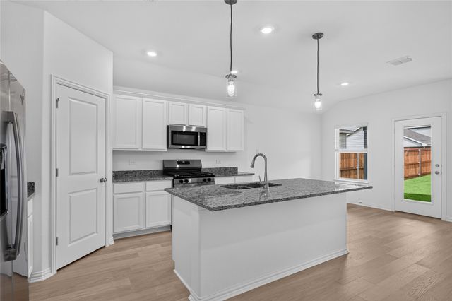 2551 Pine Island Court, Crandall, TX 75114