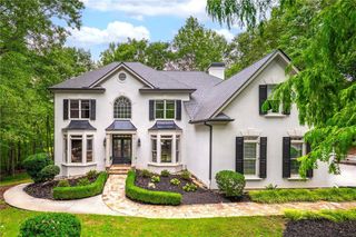 110 Valley Summit Court, Roswell, GA 30075
