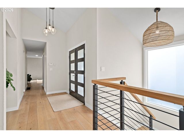 14375 Sw BARLOW Ct, Beaverton, OR 97008