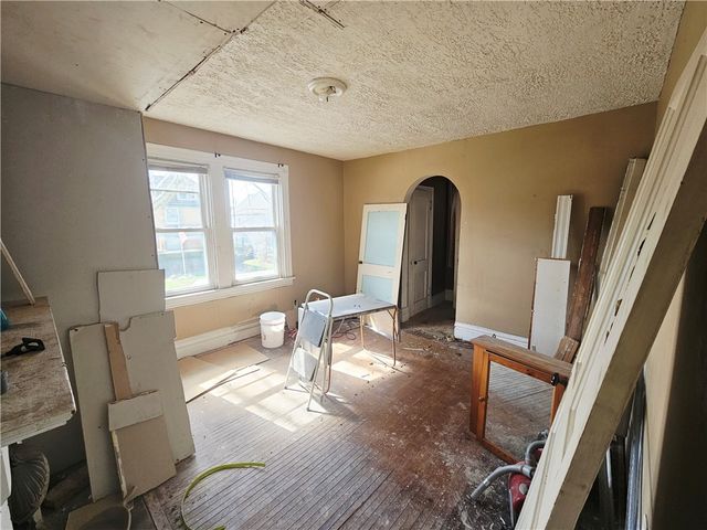 909 Franklin St, Mckeesport, PA 15132