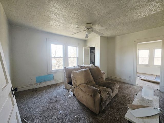 909 Franklin St, Mckeesport, PA 15132