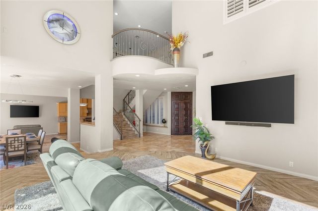 7869 Bermuda Dunes Avenue, Las Vegas, NV 89113