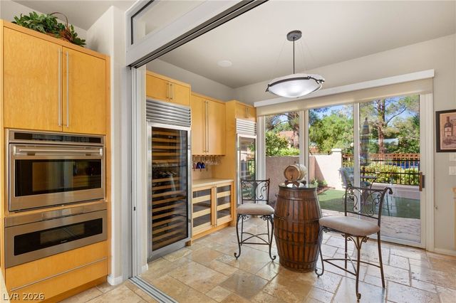 7869 Bermuda Dunes Avenue, Las Vegas, NV 89113