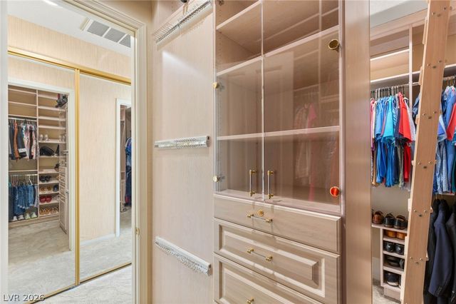 7869 Bermuda Dunes Avenue, Las Vegas, NV 89113