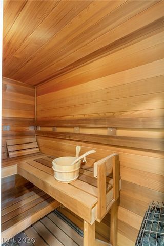 7869 Bermuda Dunes Avenue, Las Vegas, NV 89113