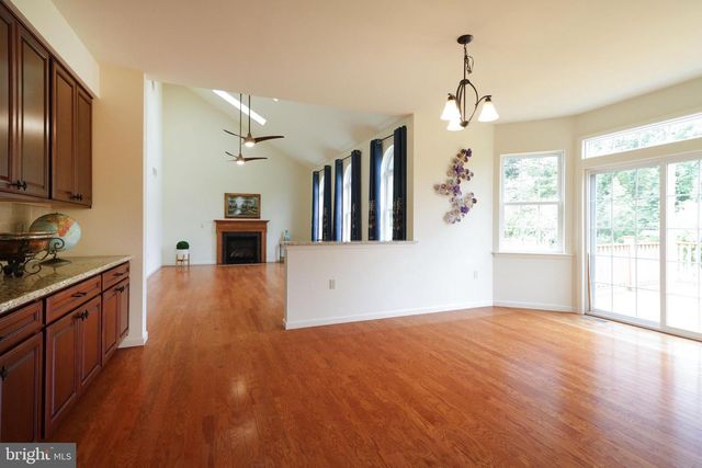 311 TREETOPS DR, State College, PA 16801