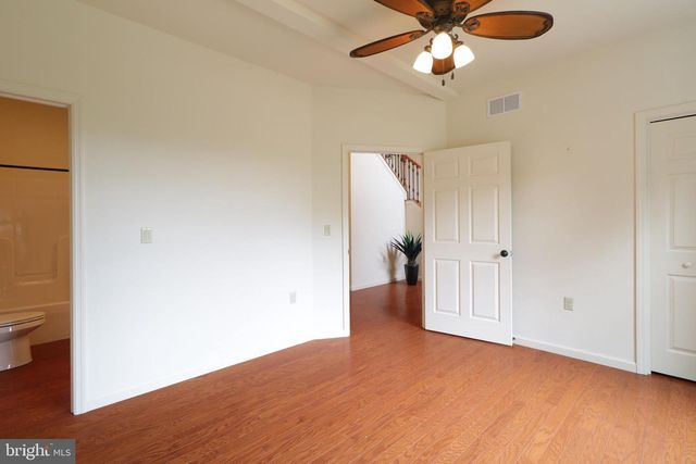 311 TREETOPS DR, State College, PA 16801