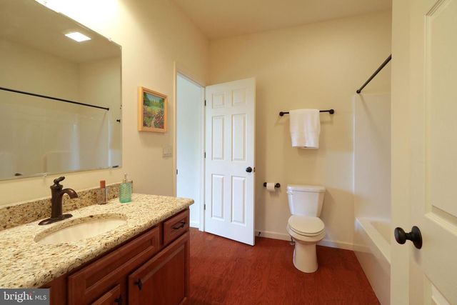 311 TREETOPS DR, State College, PA 16801