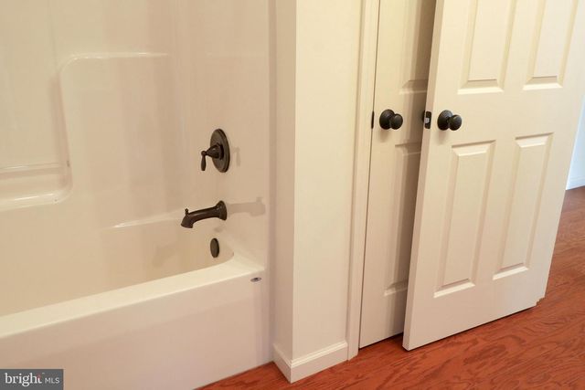 311 TREETOPS DR, State College, PA 16801