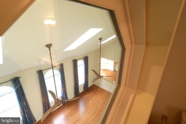 311 TREETOPS DR, State College, PA 16801