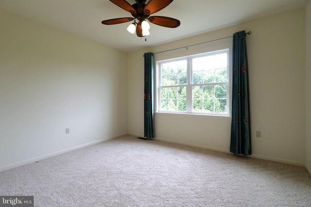 311 TREETOPS DR, State College, PA 16801