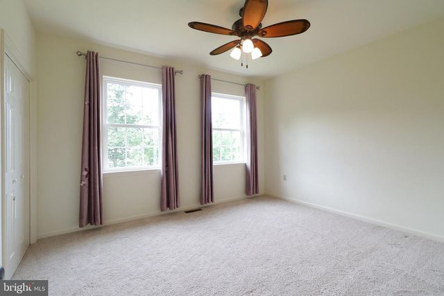 311 TREETOPS DR, State College, PA 16801