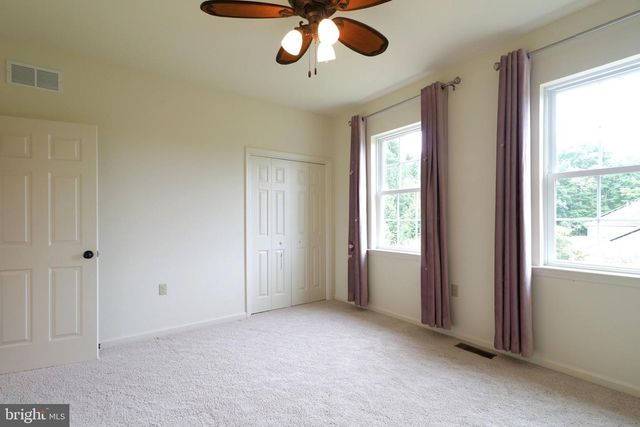 311 TREETOPS DR, State College, PA 16801