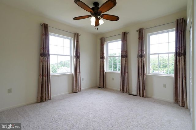 311 TREETOPS DR, State College, PA 16801