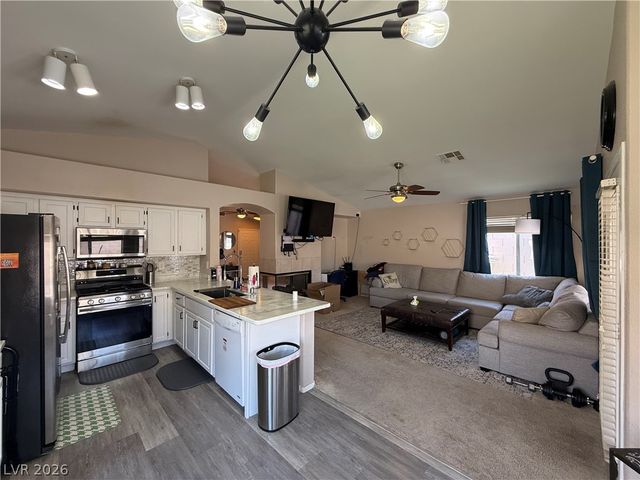 7912 Seabourn Court, Las Vegas, NV 89129