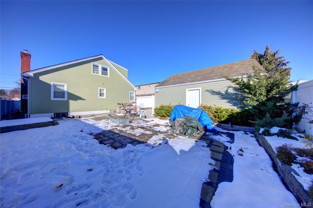 309 Litchfield Avenue, Elmont, NY 11003