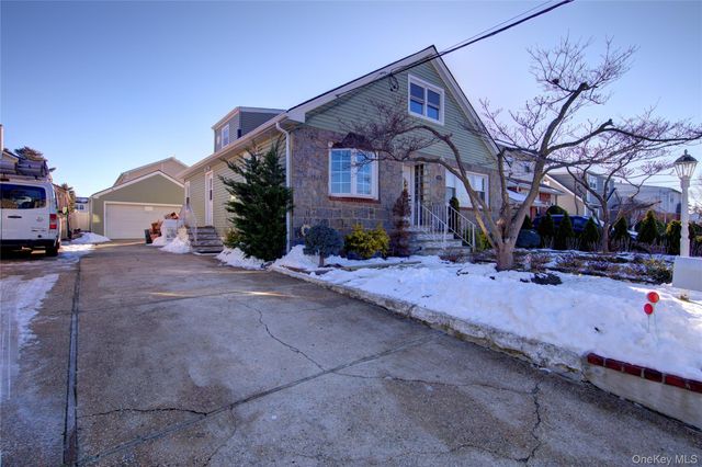 309 Litchfield Avenue, Elmont, NY 11003