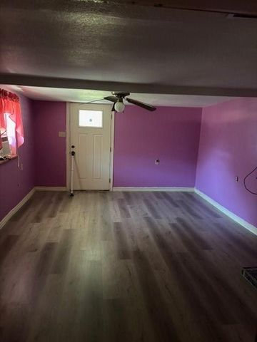 21 N Avenue D, Freeport, TX 77541